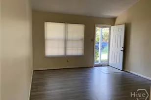 7 Belfair Dr, Savannah, GA 31419 - Photo 2