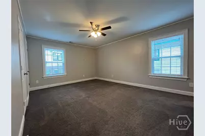 826 E 33rd Street, Savannah, GA 31401 - Photo 12