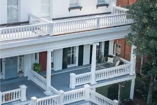 314 E Huntingdon St, Savannah, GA 31401 - Photo 2