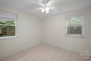 527 Red Oak Dr, Savannah, GA 31419 - Photo 14