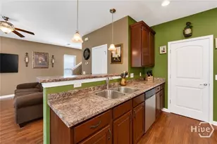 282 Willow Point Cir, Savannah, GA 31407 - Photo 10