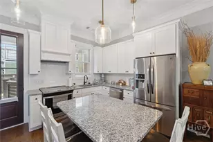 714 Tattnall St, Savannah, GA 31401 - Photo 8