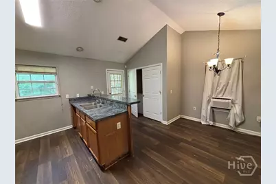 405 Shadowbrook Circle, Springfield, GA 31329 - Photo 8