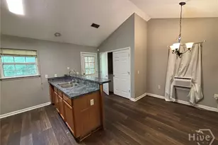 405 Shadowbrook Cir, Springfield, GA 31329 - Photo 8