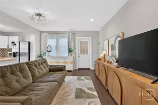 1332 E 39th St, Savannah, GA 31404 - Photo 6