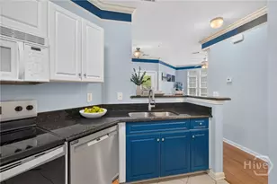 2526 Whitemarsh Way, Savannah, GA 31410 - Photo 10