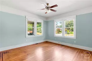402 E 38th St, Savannah, GA 31401 - Photo 14