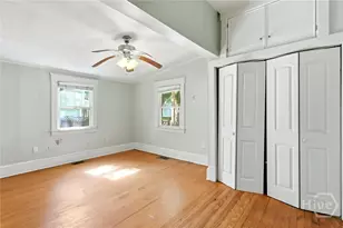 402 E 38th St, Savannah, GA 31401 - Photo 32