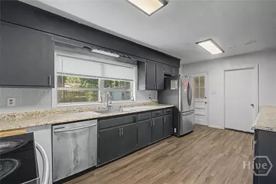 4747 Oakview Drive, Savannah, GA 31405 - Photo 14