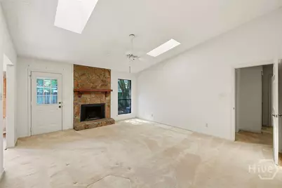 7601 Wymberly Court, Savannah, GA 31406 - Photo 8