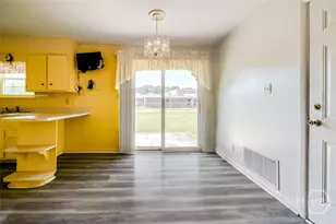 126 Oglesby Ave, Garden City, GA 31408 - Photo 16