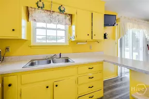 126 Oglesby Ave, Garden City, GA 31408 - Photo 12