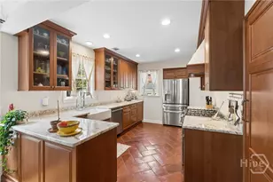 20 E 48th St, Savannah, GA 31405 - Photo 10