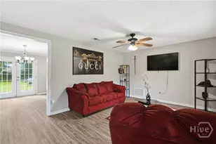 615 Madison Dr, Hinesville, GA 31313 - Photo 6