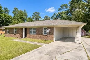 627 Georgia Ave, Hinesville, GA 31313 - Photo 2