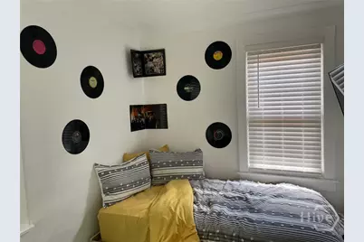 626 E Waldburg Street, Savannah, GA 31401 - Photo 18