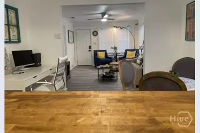 626 E Waldburg Street, Savannah, GA 31401 - Photo 12
