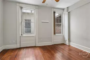 227 W Broughton St, Savannah, GA 31401 - Photo 22