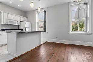 227 W Broughton St, Savannah, GA 31401 - Photo 16
