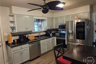 128 Wassaw Rd, Savannah, GA 31410 - Photo 8