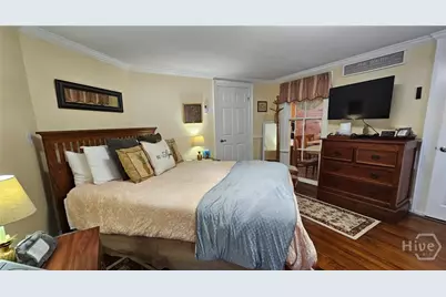 109 E Park Avenue #D, Savannah, GA 31401 - Photo 10