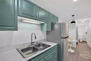401 N Cromwell Rd, Savannah, GA 31410 - Photo 16