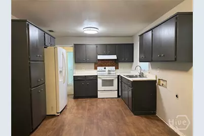 307 Strickland Street, Hinesville, GA 31313 - Photo 8