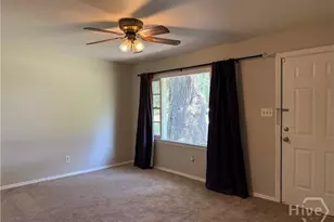 307 Strickland St, Hinesville, GA 31313 - Photo 4