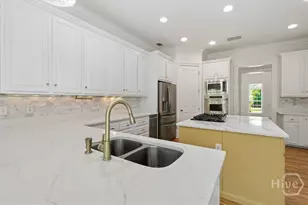 104 Commodore Dr, Savannah, GA 31410 - Photo 24