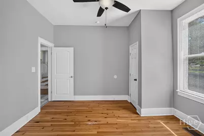 535 E 37th Street, Savannah, GA 31401 - Photo 12