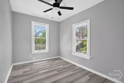 535 E 37th Street, Savannah, GA 31401 - Photo 36
