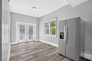 535 E 37th St, Savannah, GA 31401 - Photo 14