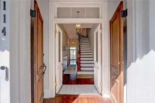 114 W Duffy St, Savannah, GA 31401 - Photo 4