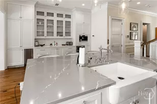 105 E Gordon St, Savannah, GA 31401 - Photo 12
