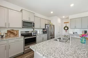 523 Logging Hl Dr, Richmond Hill, GA 31324 - Photo 14