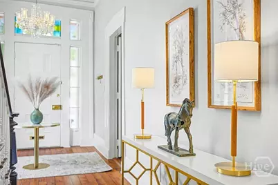 25 W Perry Street, Savannah, GA 31401 - Photo 22