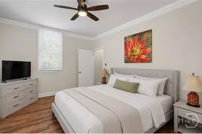 25 W Perry Street, Savannah, GA 31401 - Photo 52