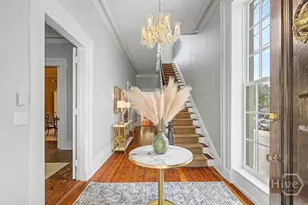 25 W Perry St, Savannah, GA 31401 - Photo 6