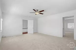 25 W Perry St, Savannah, GA 31401 - Photo 36