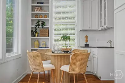 25 W Perry Street, Savannah, GA 31401 - Photo 20
