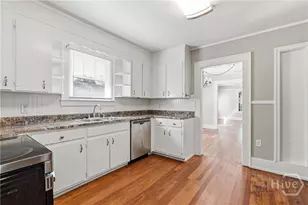 1923 Harrison St, Savannah, GA 31404 - Photo 12