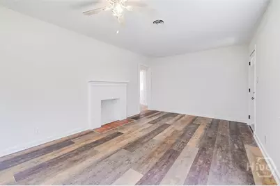 312 Aberfeldy Street, Port Wentworth, GA 31407 - Photo 8