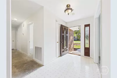 211 Christie Road, Savannah, GA 31410 - Photo 6