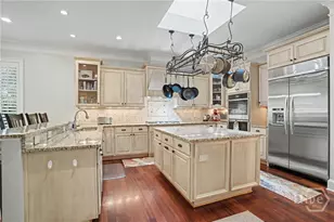 8 Fore Royal Cir, Savannah, GA 31411 - Photo 16