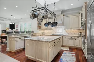 8 Fore Royal Cir, Savannah, GA 31411 - Photo 18