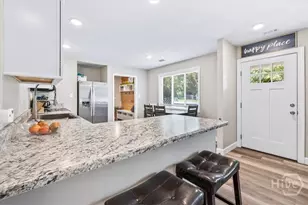 305 E 4th St, Springfield, GA 31329 - Photo 6