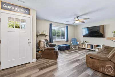 305 E Fourth Street, Springfield, GA 31329 - Photo 10