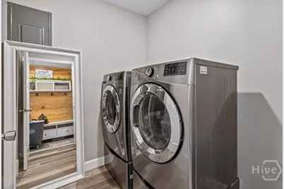 305 E 4th Street, Springfield, GA 31329 - Photo 10