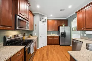 213 Sawgrass Dr, Savannah, GA 31405 - Photo 14