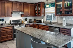 101 Shamrock Cir, Savannah, GA 31406 - Photo 2